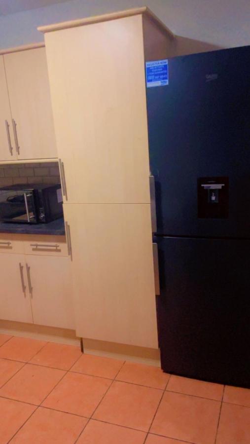 Transformative Housing Laurie Avenue Appartement Nottingham Buitenkant foto